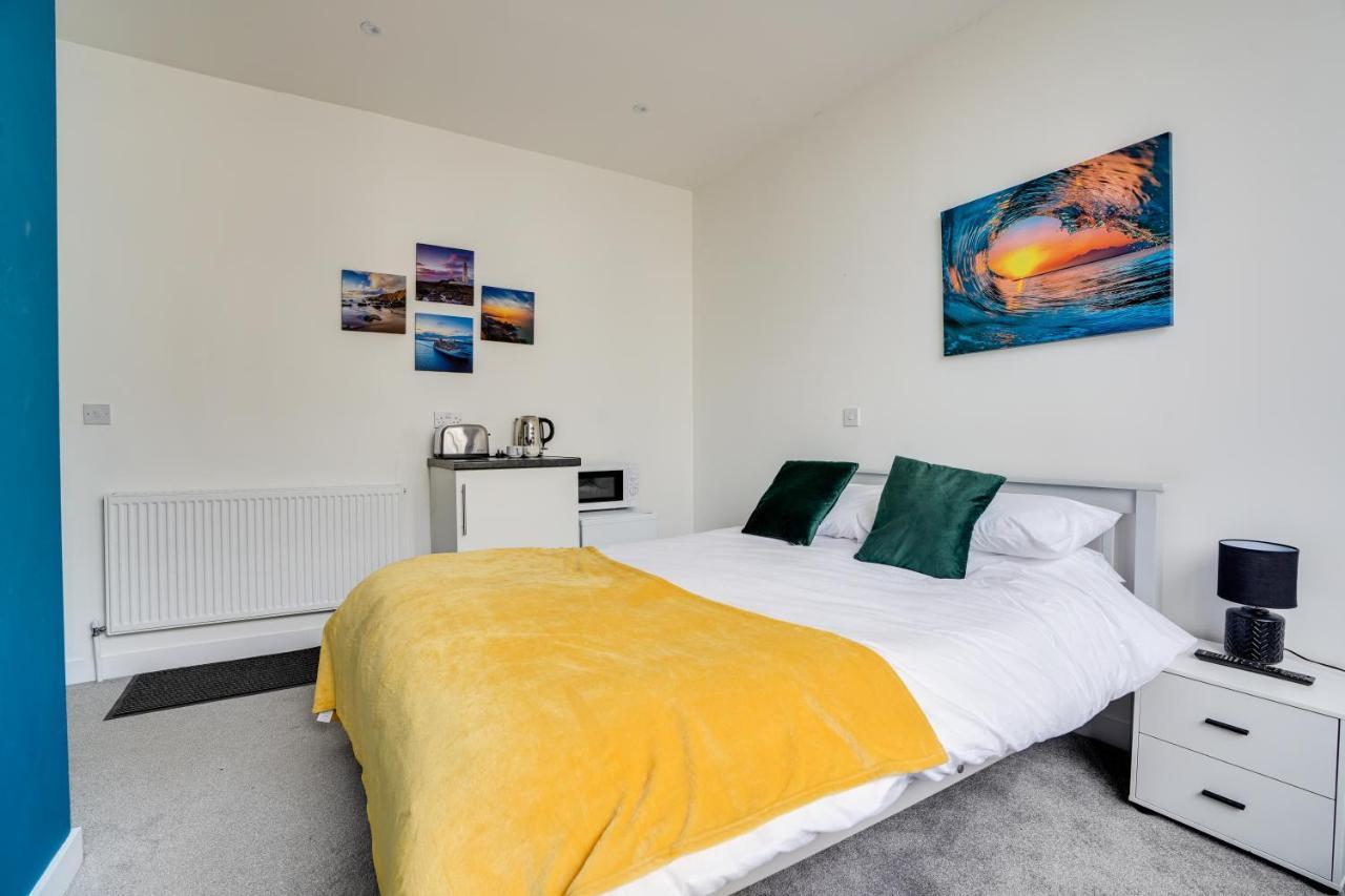 Homesly Guest Rooms, Comfortable En-Suite Guest Rooms With Free Parking And Self Check-In Berwick Upon Tweed Exterior photo
