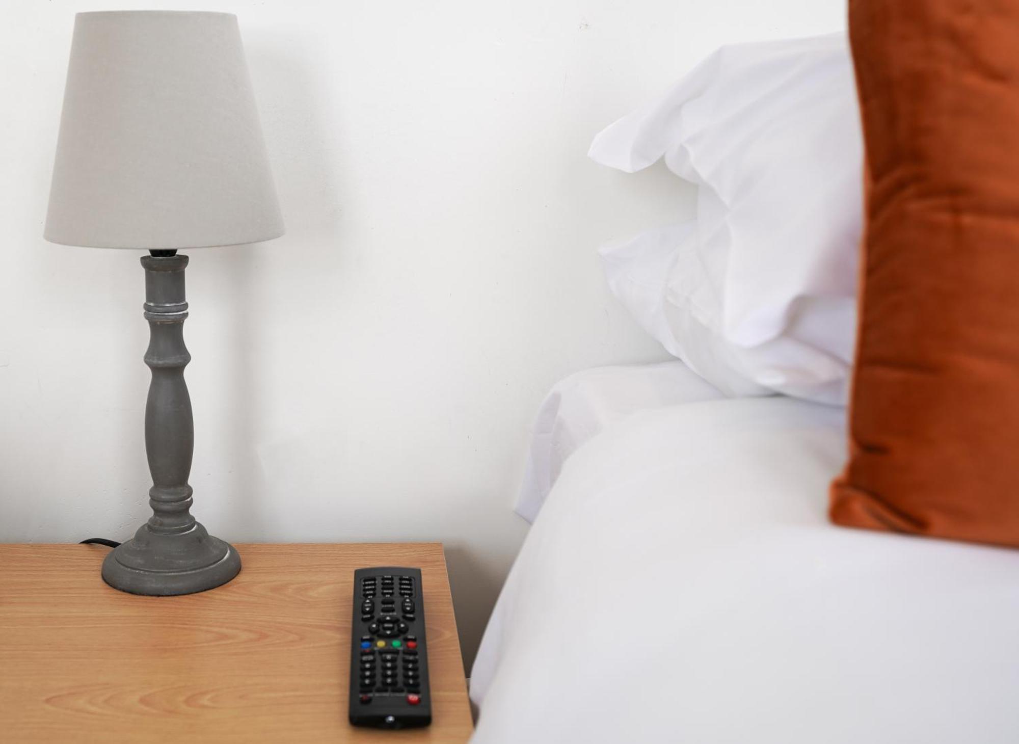 Homesly Guest Rooms, Comfortable En-Suite Guest Rooms With Free Parking And Self Check-In Berwick Upon Tweed Exterior photo